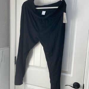 Black lightweight pajama leggings